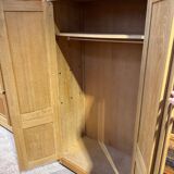 Two-door oak wardrobe - Guillerme & Chambron