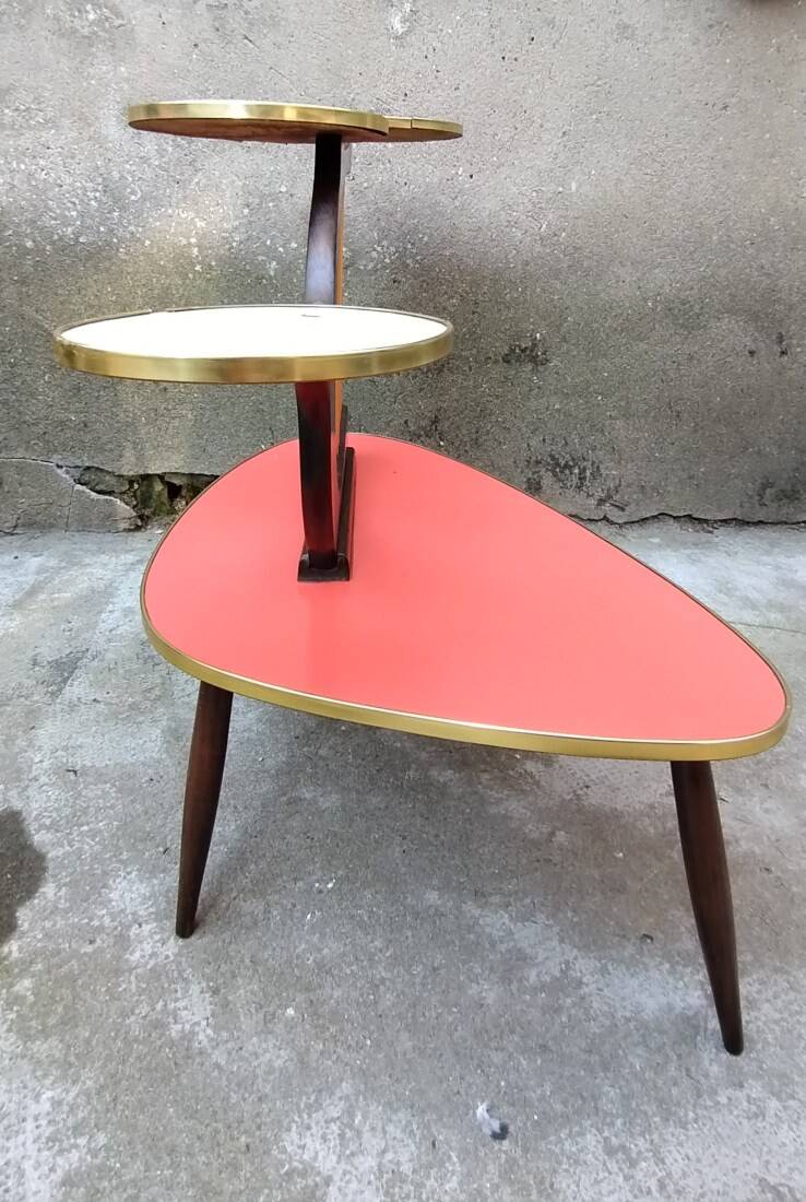 Formica plant holder