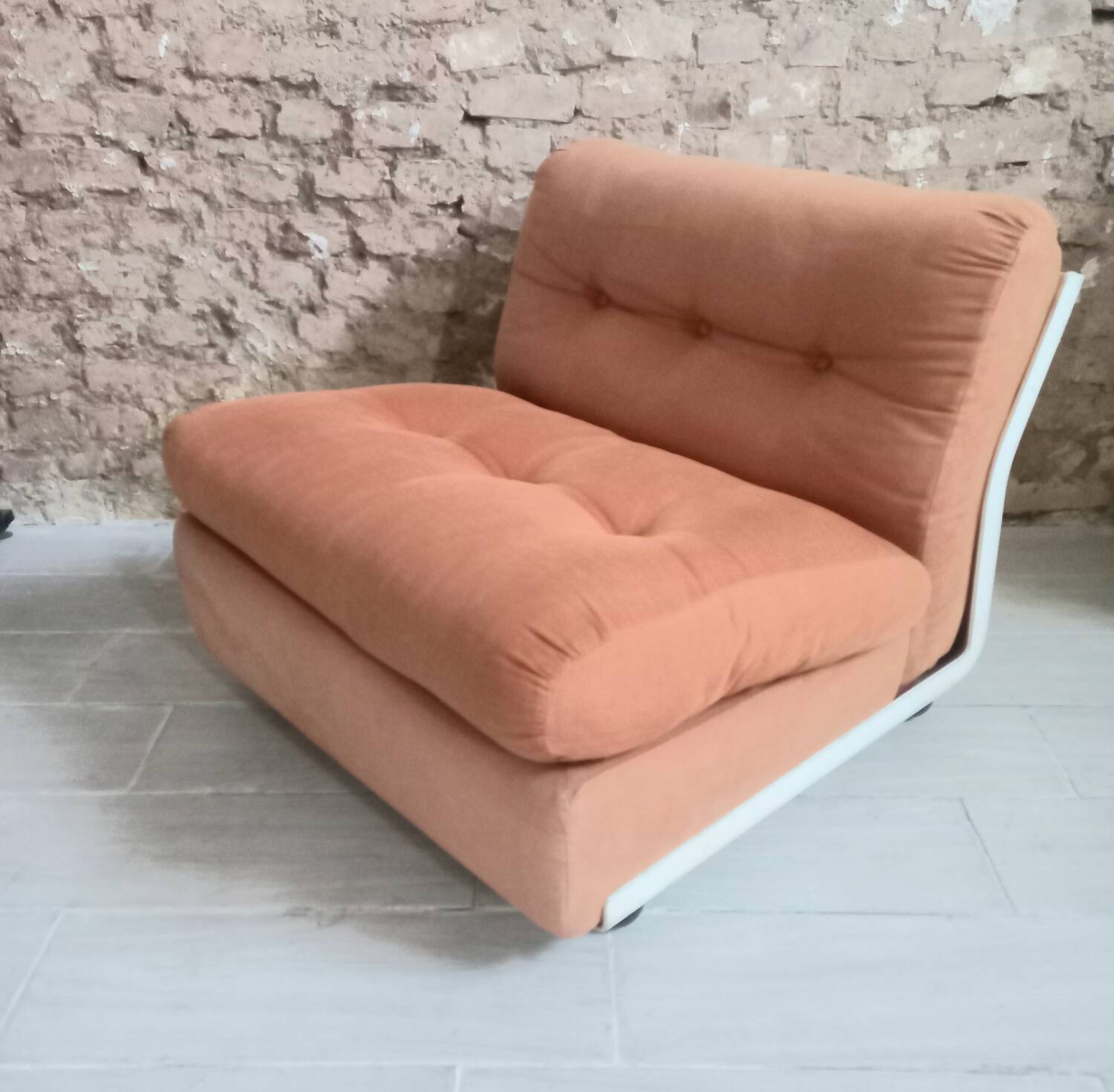 Armchair Amanta by Mario Bellini