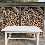 Farm table