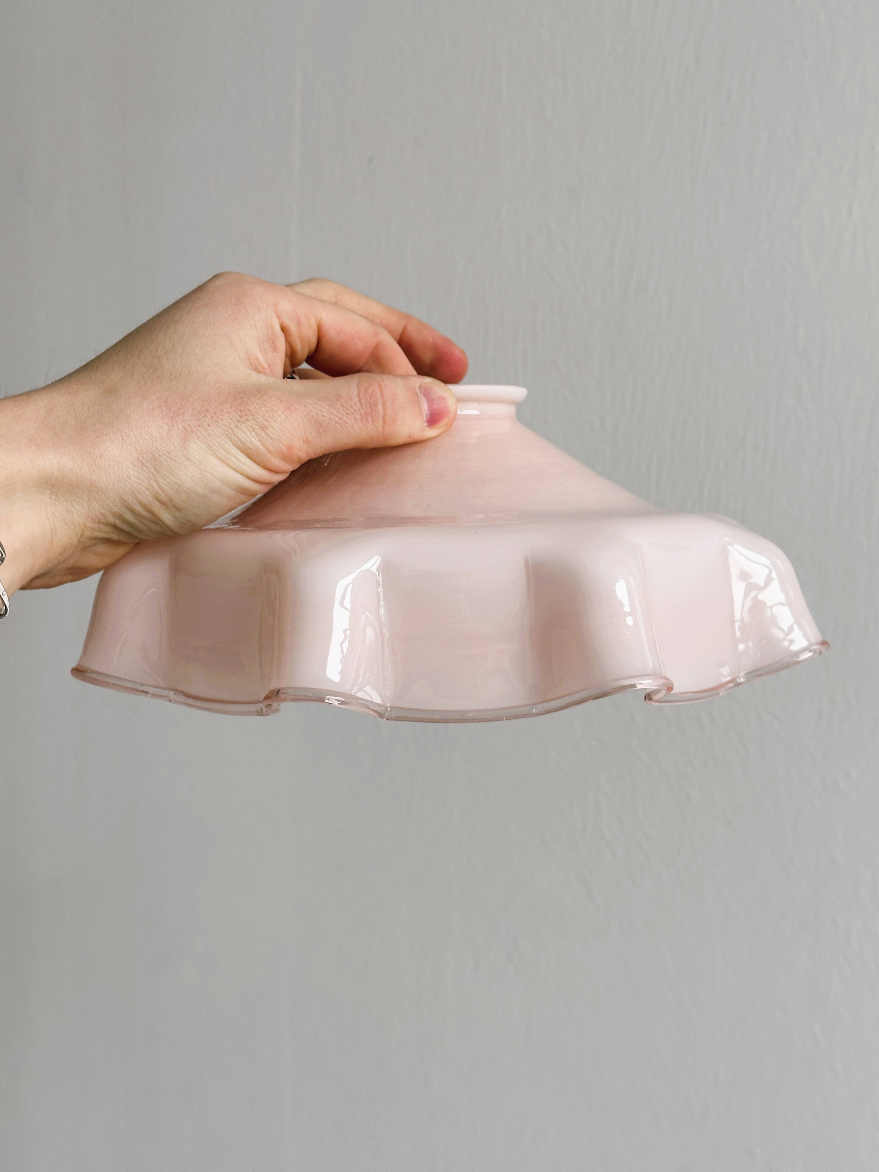 Abat-jour en opaline rose