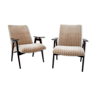Two beige vintage armchairs, Jaroslav Šmídek for Jitona, Czechoslovakia, 1960s