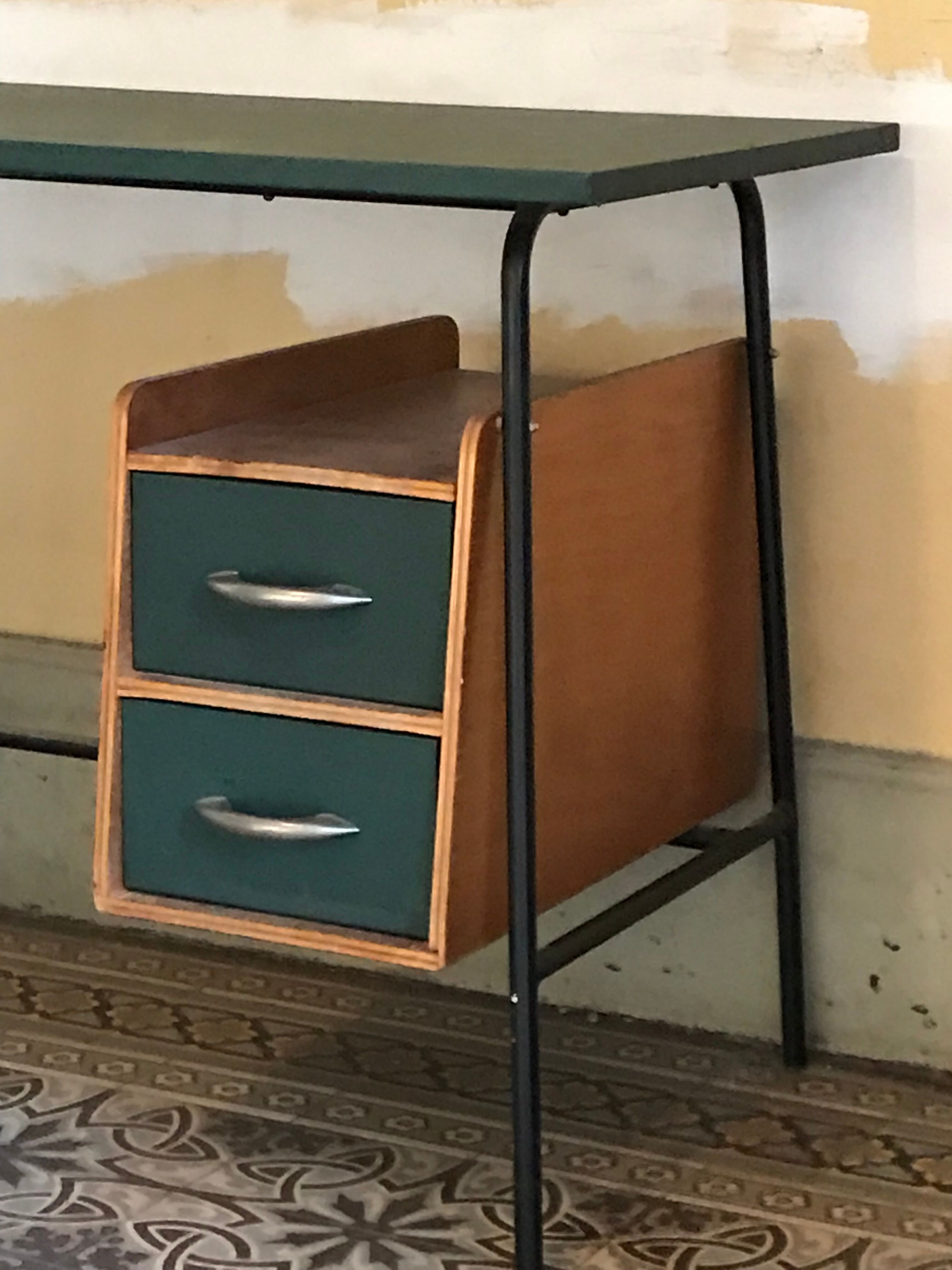 Ensemble bureau et sa chaise