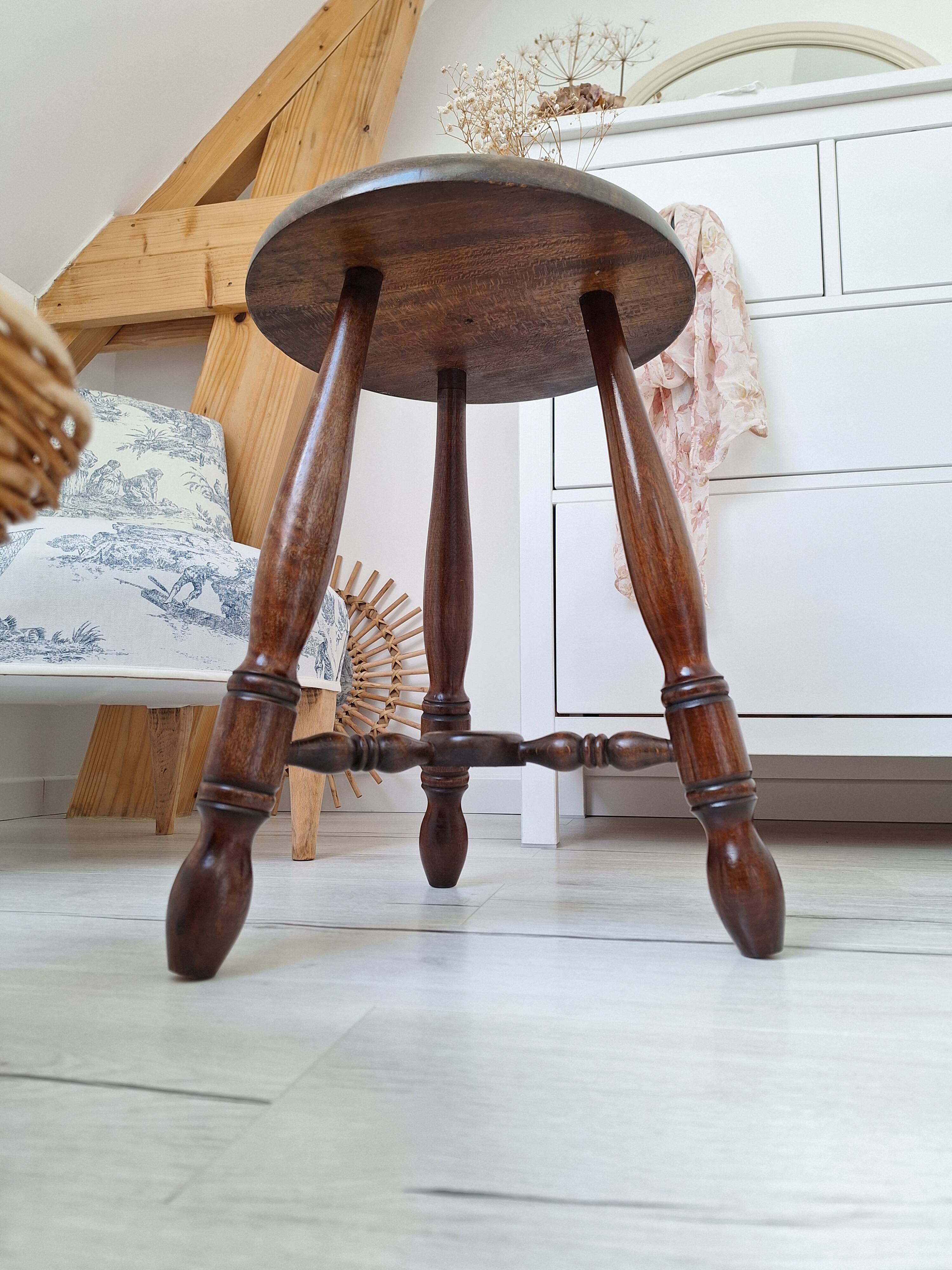 Vintage tripod stool