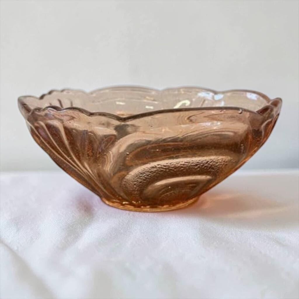 Vase art déco vintage en verre rose saumon