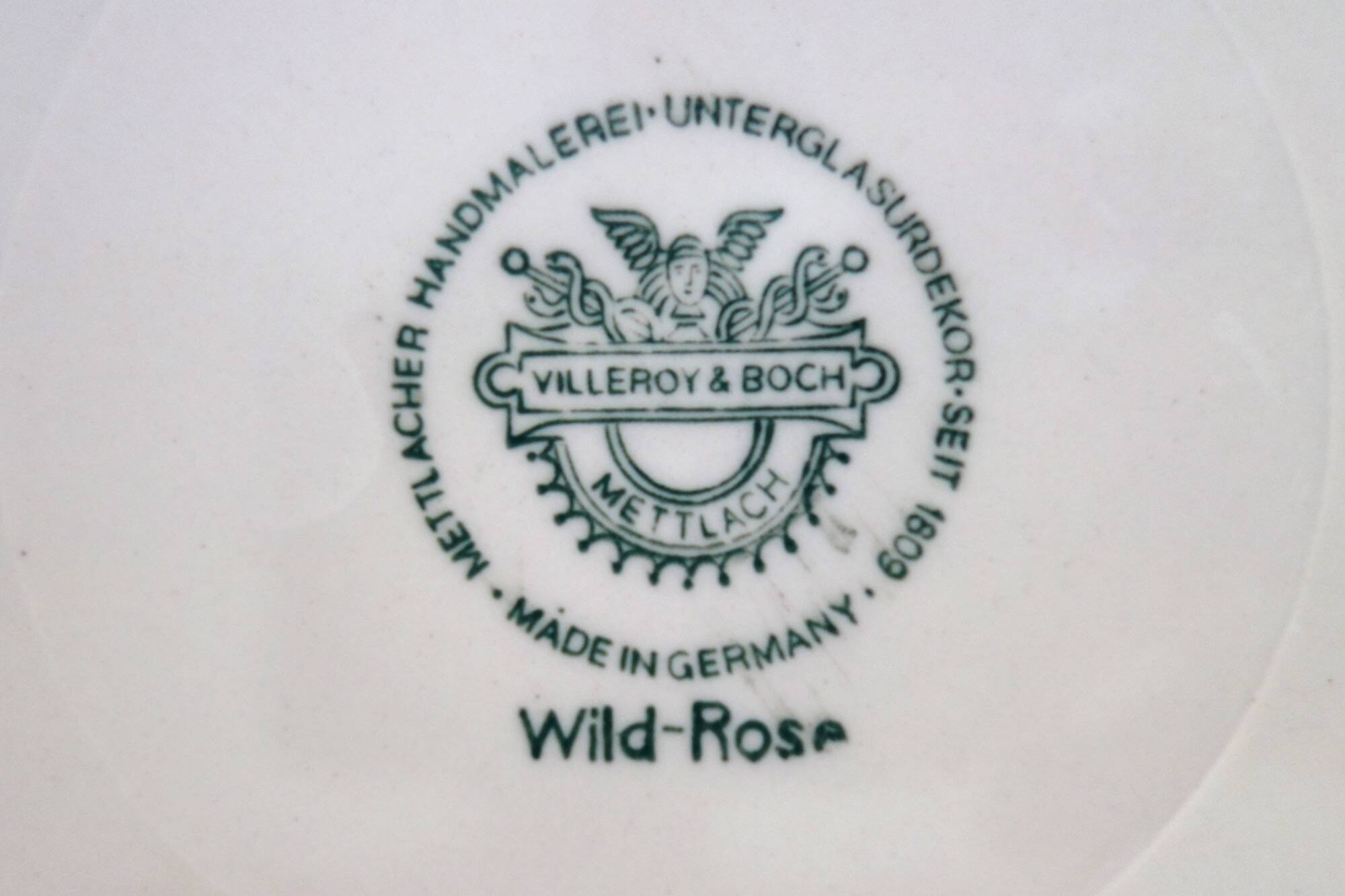 6 assiettes plates Villeroy & Boch "Wild rose", 1970