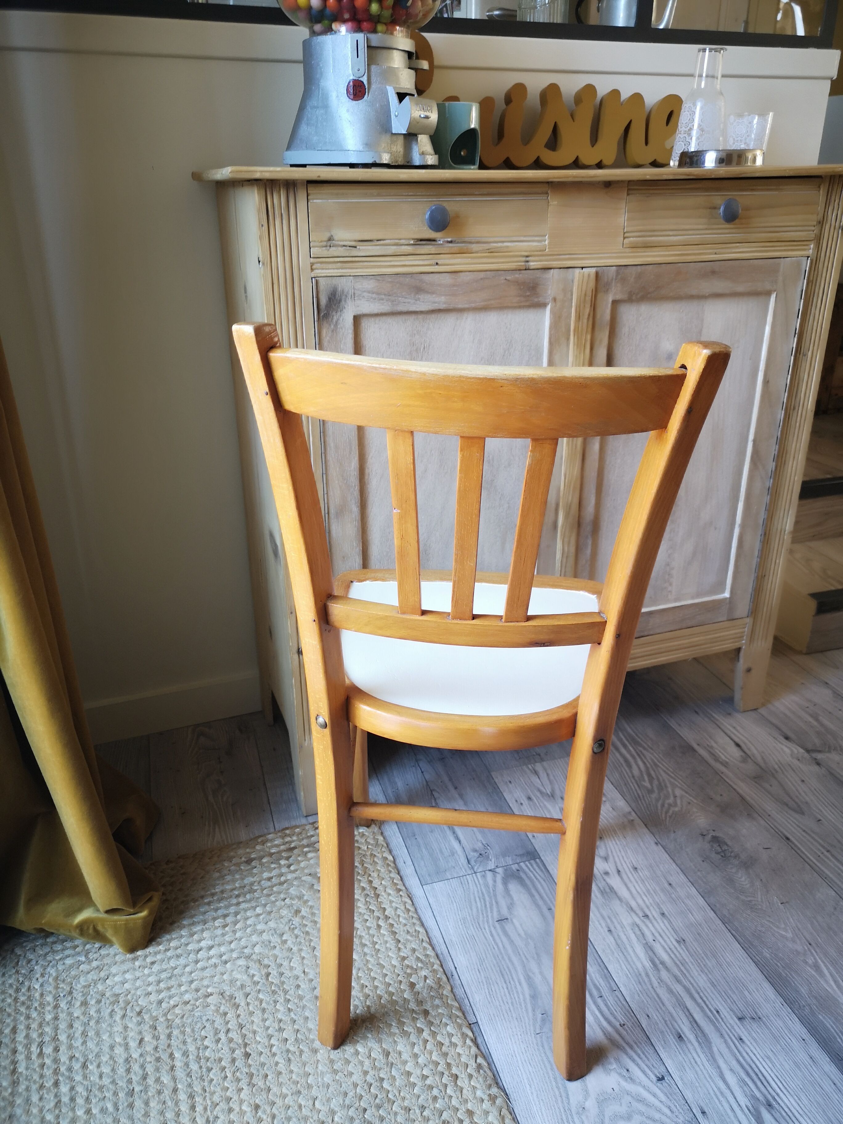 Extendable dining room year 50