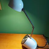 Well-lite vintage lamp
