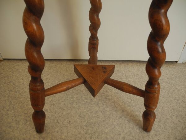 Tabouret bois tourné déco brutaliste vintage wooden stool