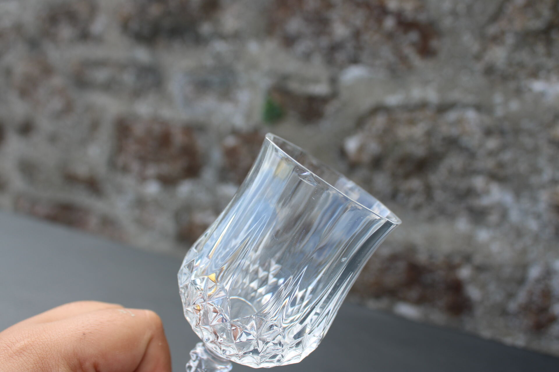 4 crystal flutes