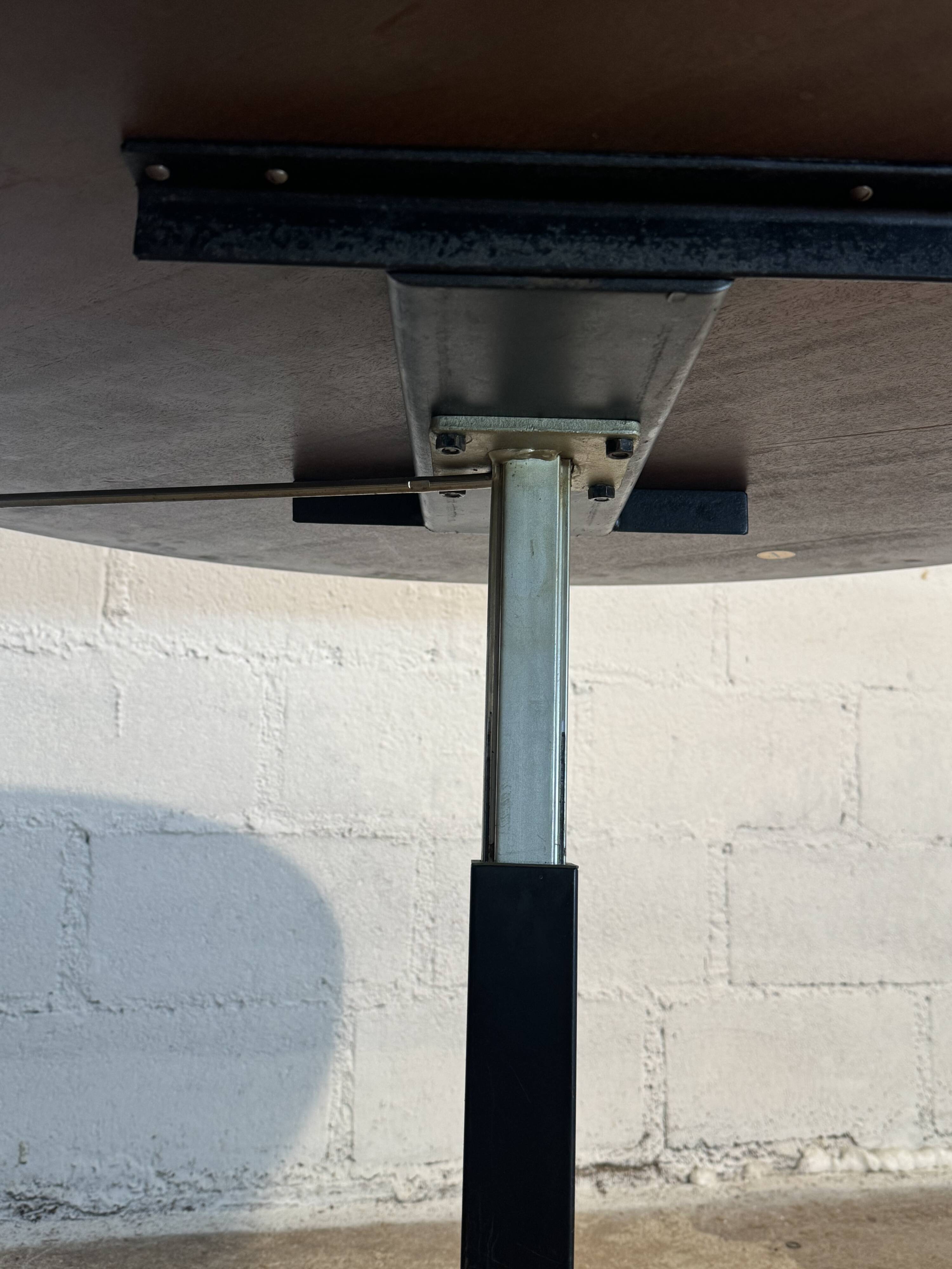 Wilhelm Renz coffee and high table