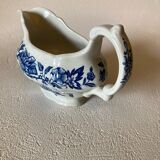 Ridgway Staffordshire England Pagoda Gravy Boat