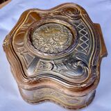 Boite  ancienne a  bijoux bronze femme au iris art nouveau vintage antiquité xix