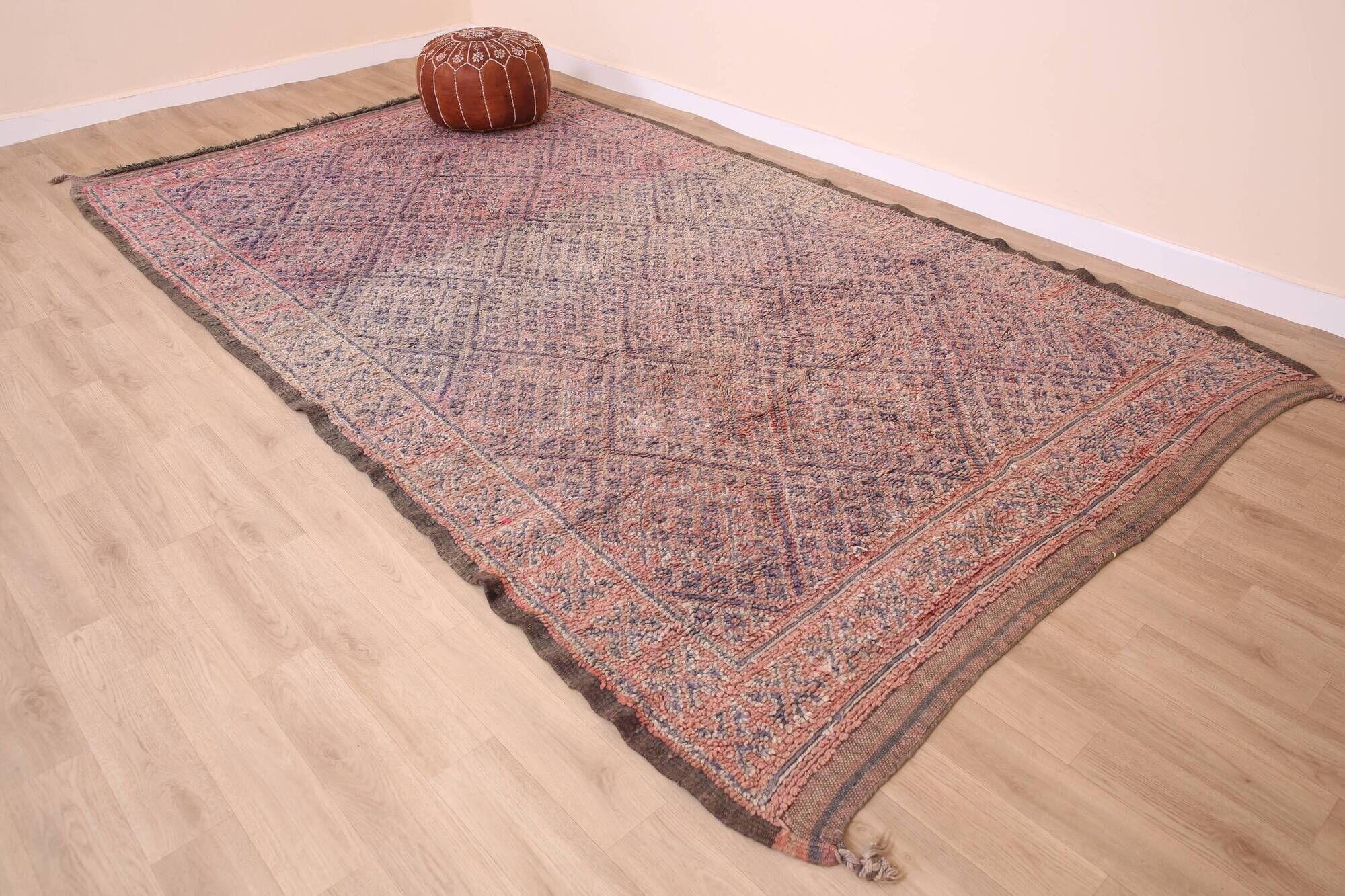 Authentic Vintage Moroccan Rug 203 x 352 cm, Berber Wool Rug, Bohemian Rug