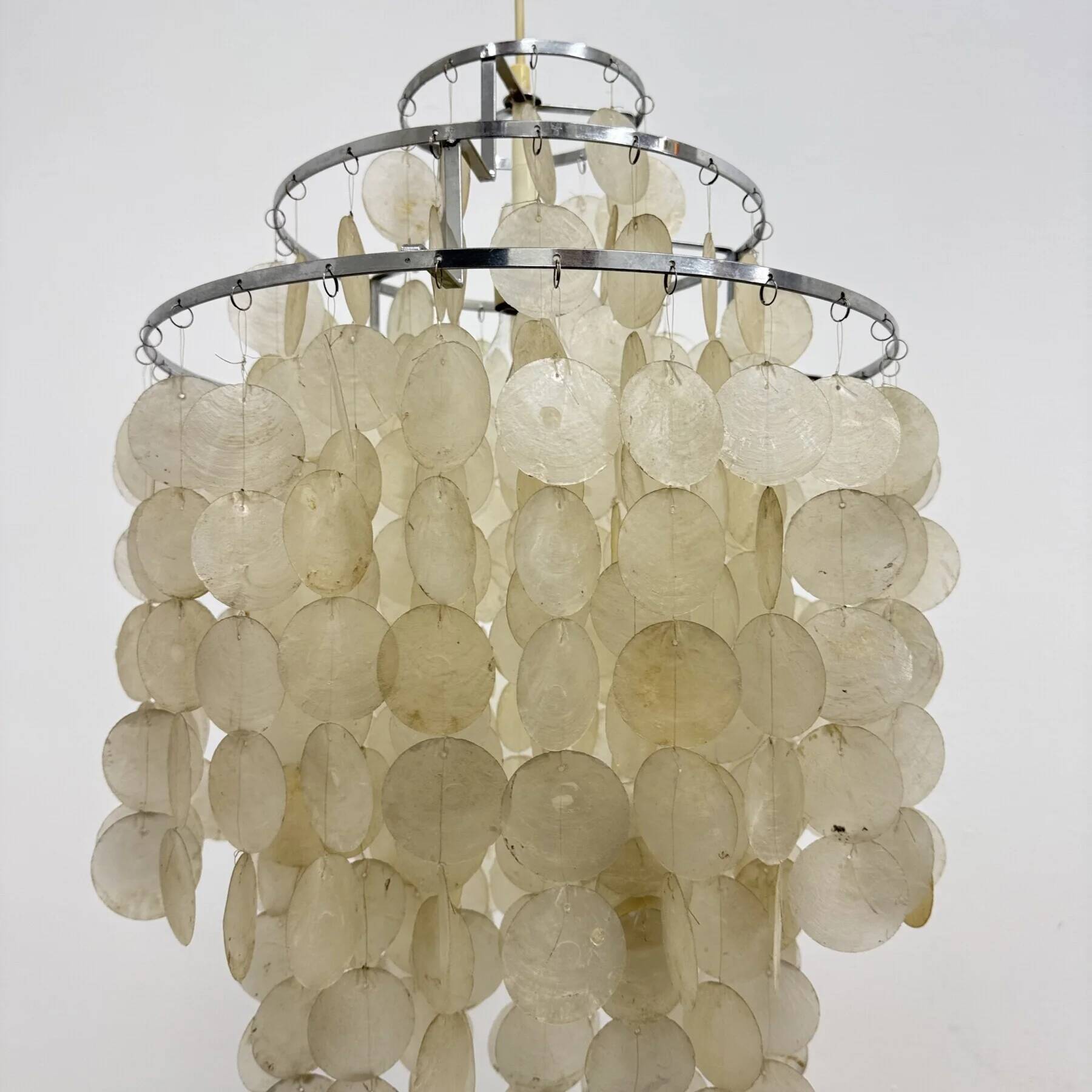 Mid-century mother of pearl Capiz shell Verner Panton style hanging lamp, 1970s