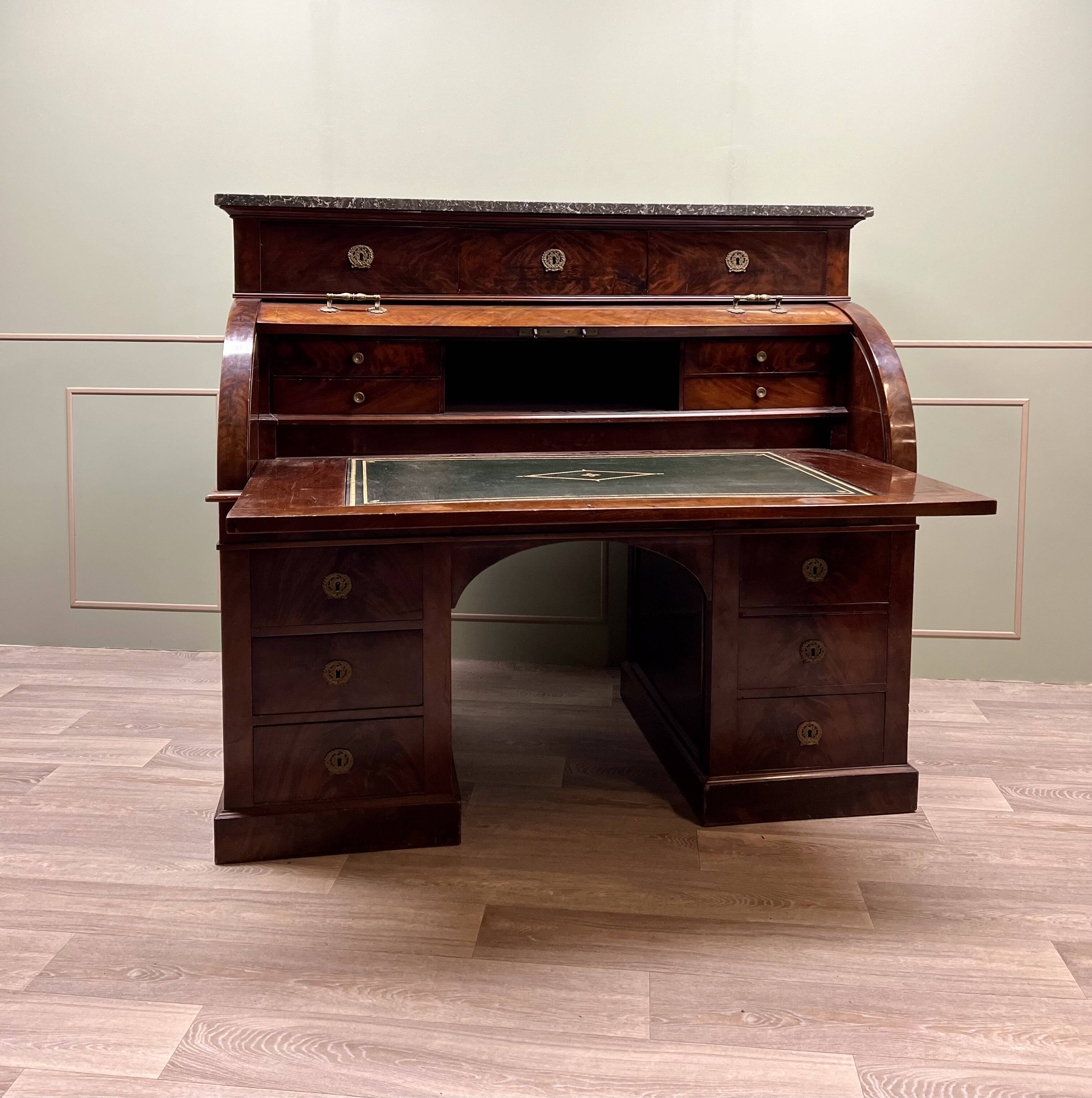 Cylinder desk in flamed mahogany empire style 19th century