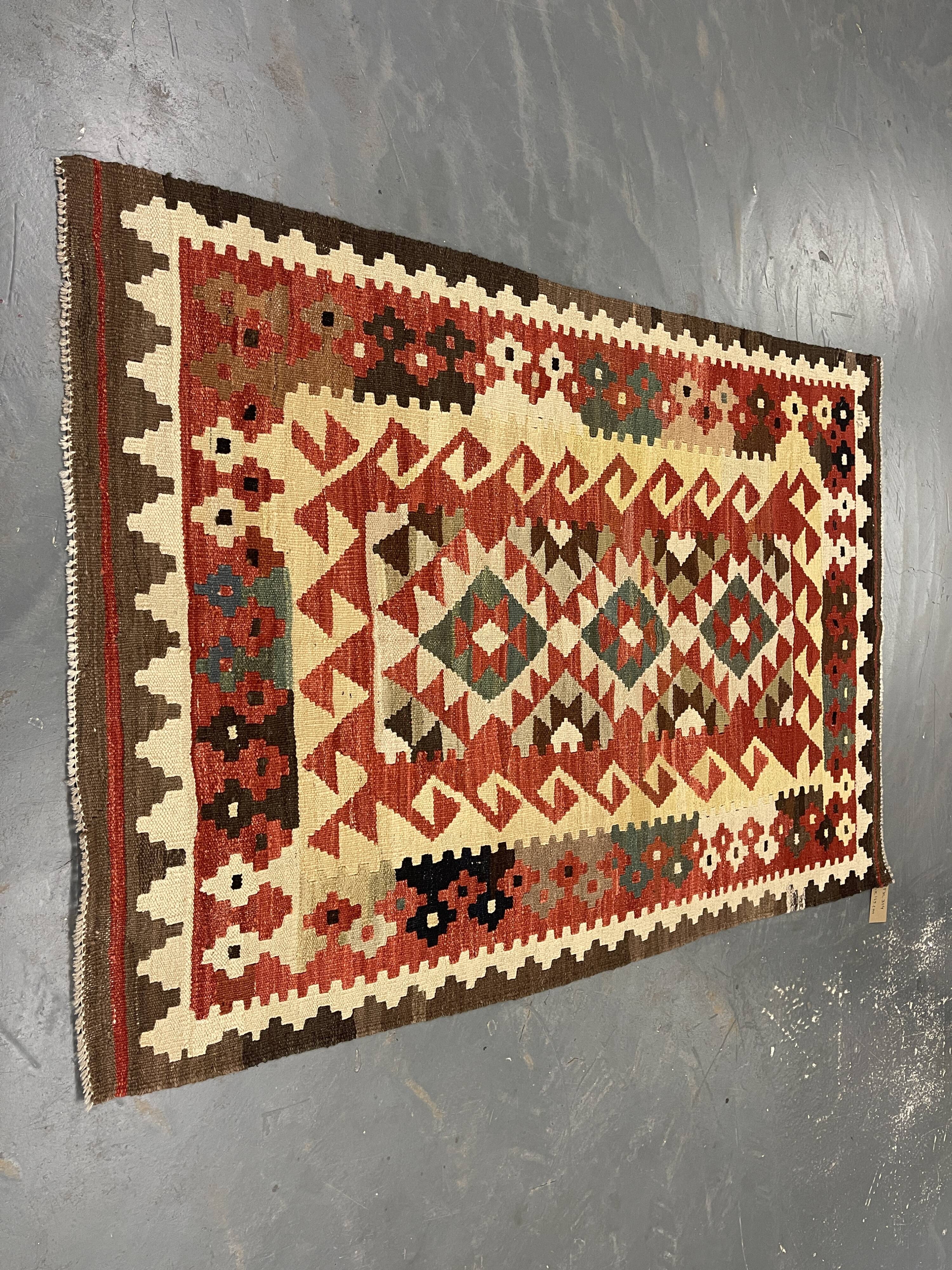 Traditional Tribal Kilim Rug, Multicolour Kilims Wool Area Geometric Carpet