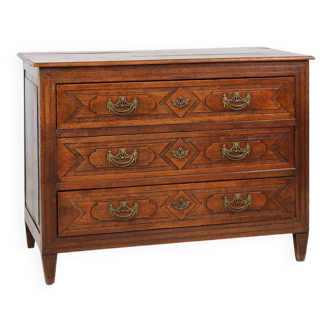 Commode ancienne en chêne sculptée et fabriquée à la main, vers 1800