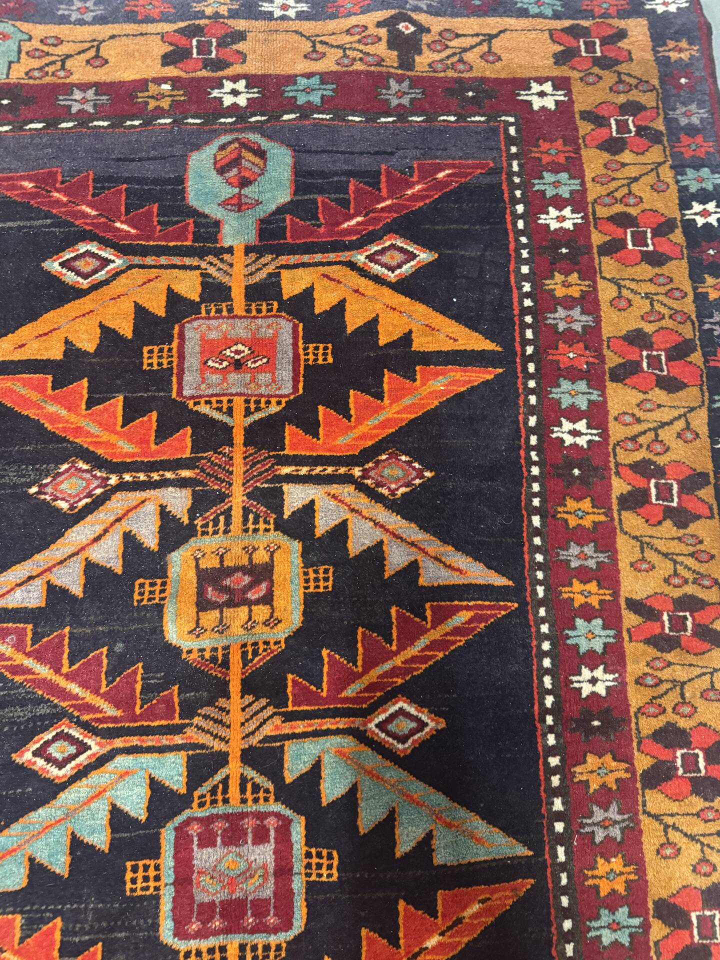 Tapis persan fait main