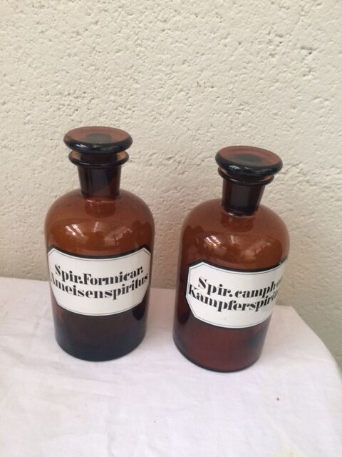 Lot of two bottles of apothecary, pharmacy collection, amber thick glass
