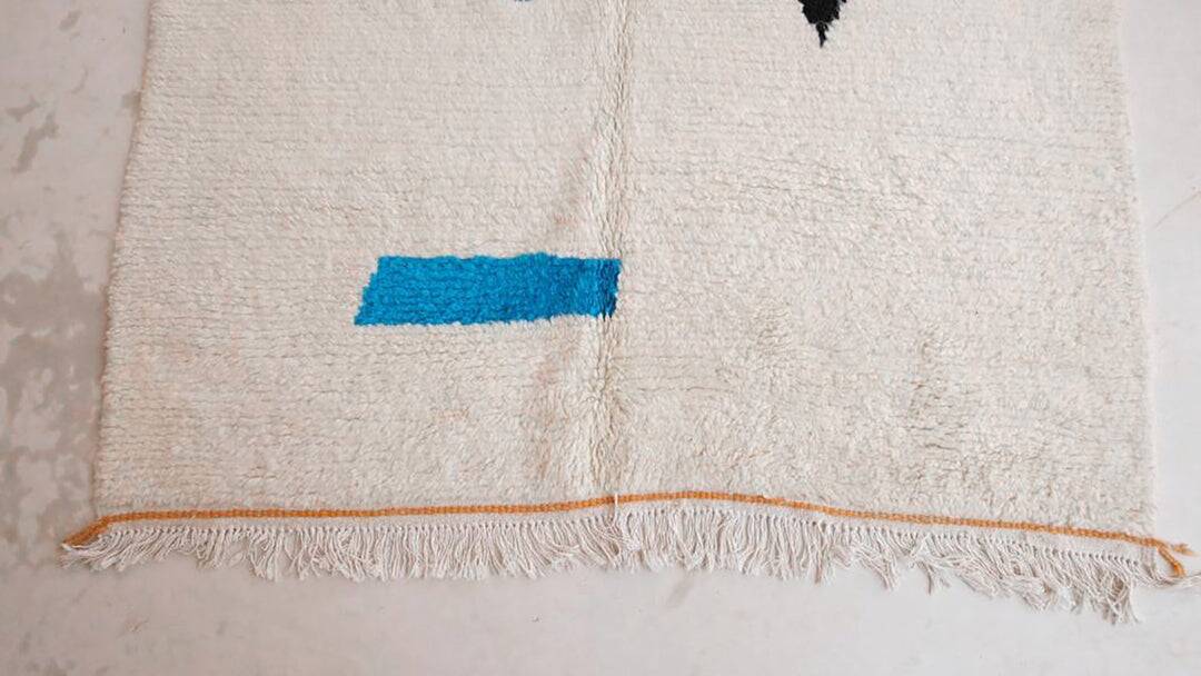 Modern and traditional colored rug 250cm/150cm