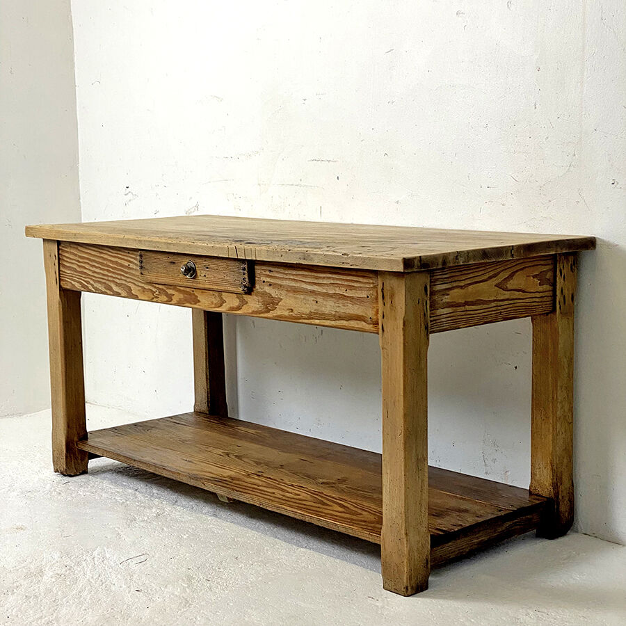 Old solid wood establishment