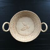 Straw basket leaf decoration