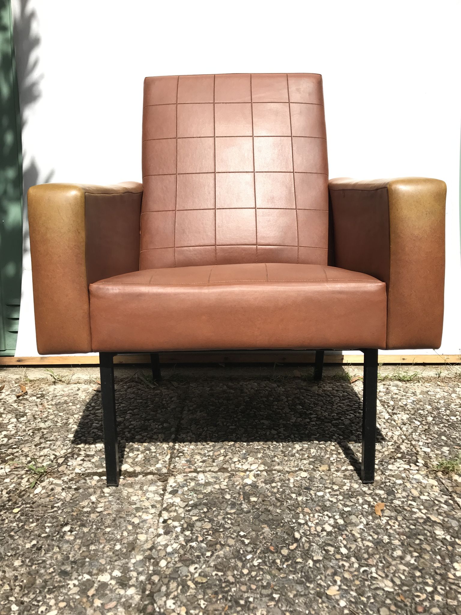 Ancient 70s brown black metal legs armchair wood vintage