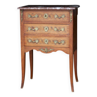 Superbe petite commode marquetée avec son marbre style Louis XV