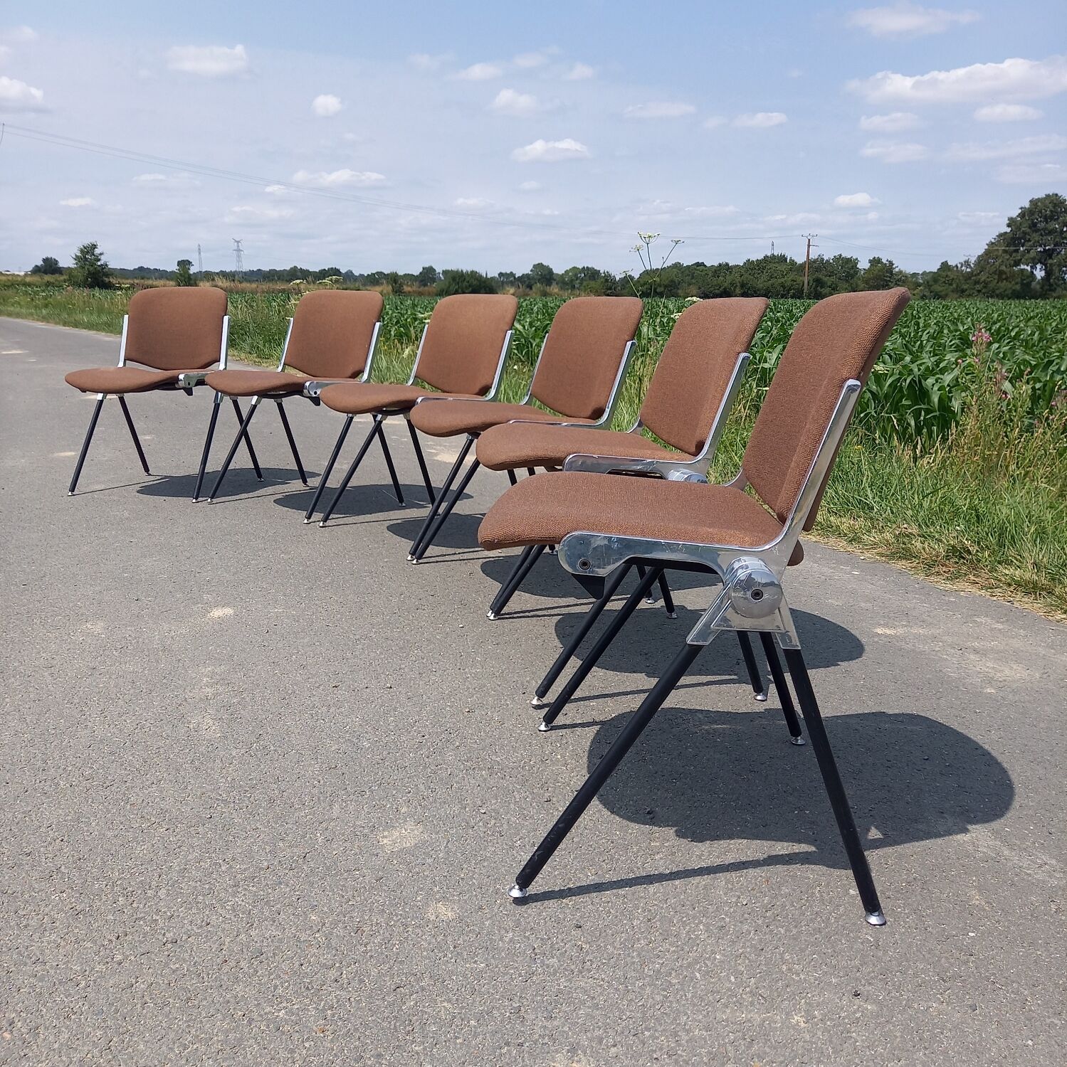 Set of 6 Italian design chairs 70s