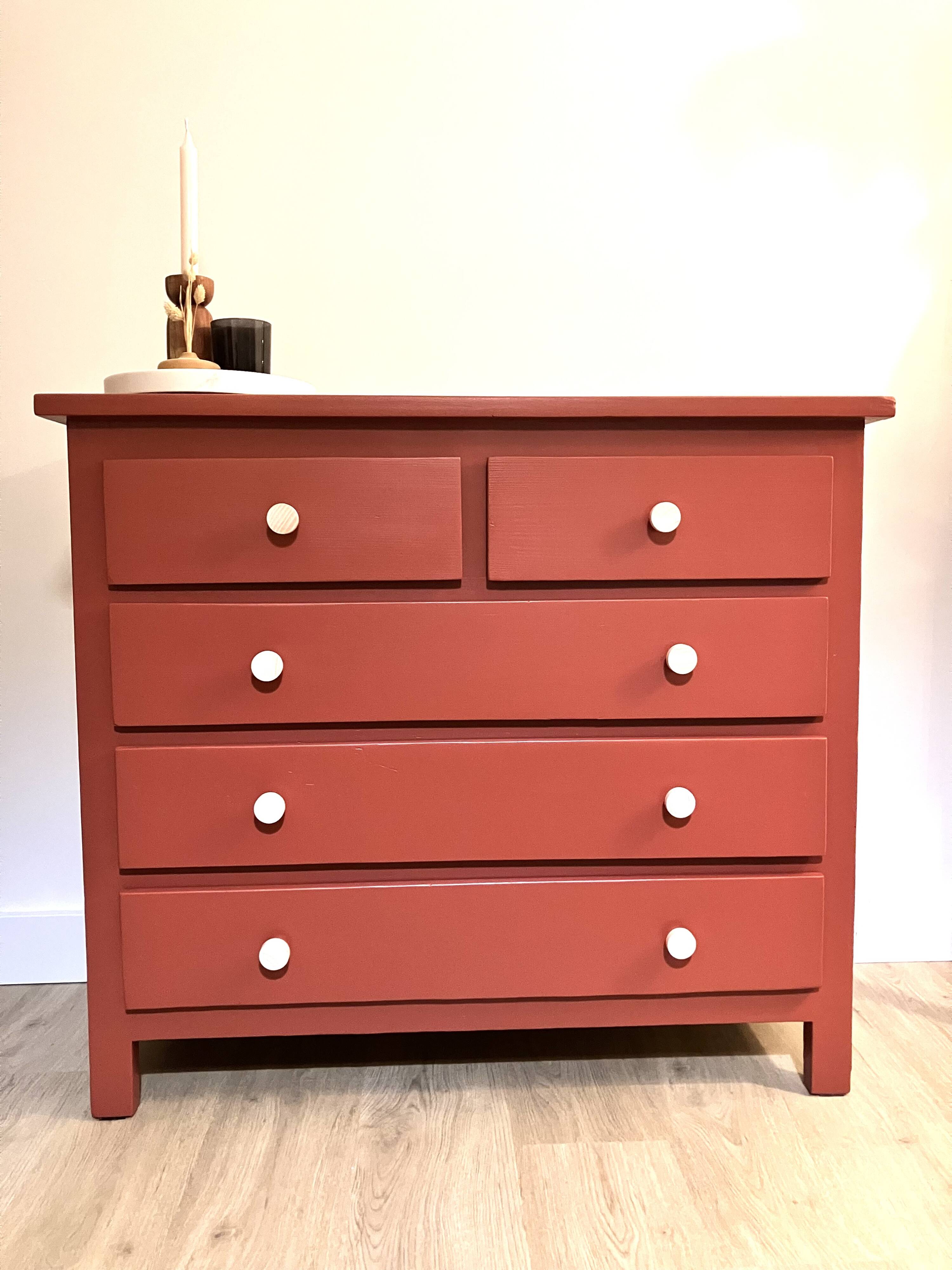 Solid pine chest of drawers