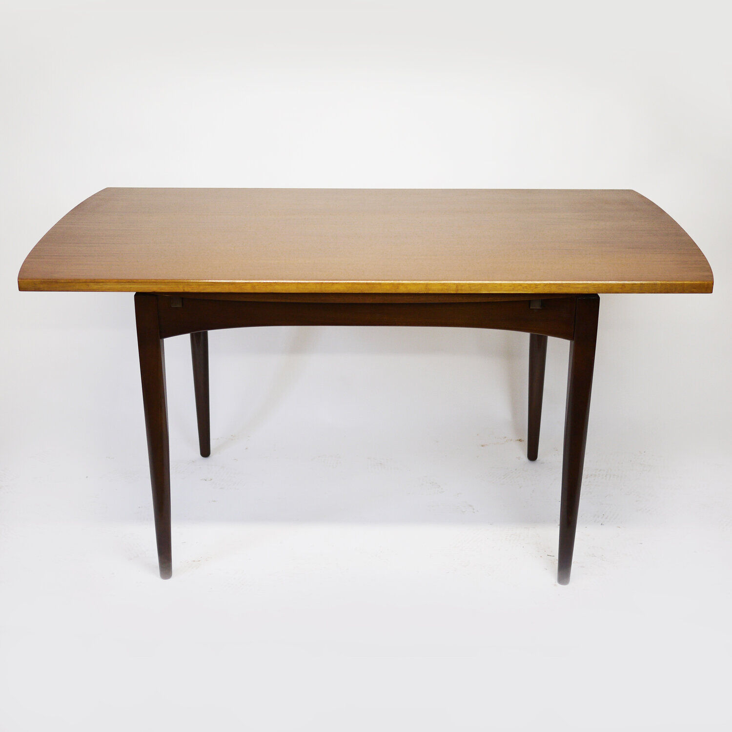 Elliots of Newbury 1960s extendable mid-century teak dining table