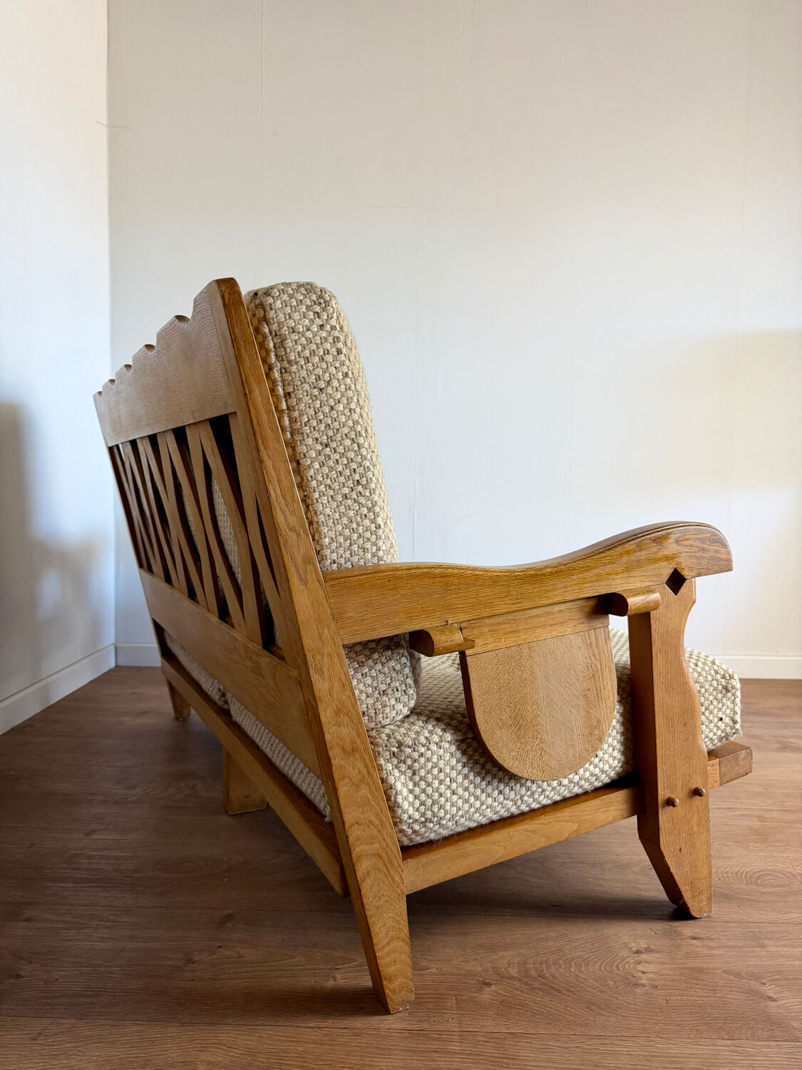 Banquette 2 places attribuée à Guillerme & Chambron – Votre Maison, an