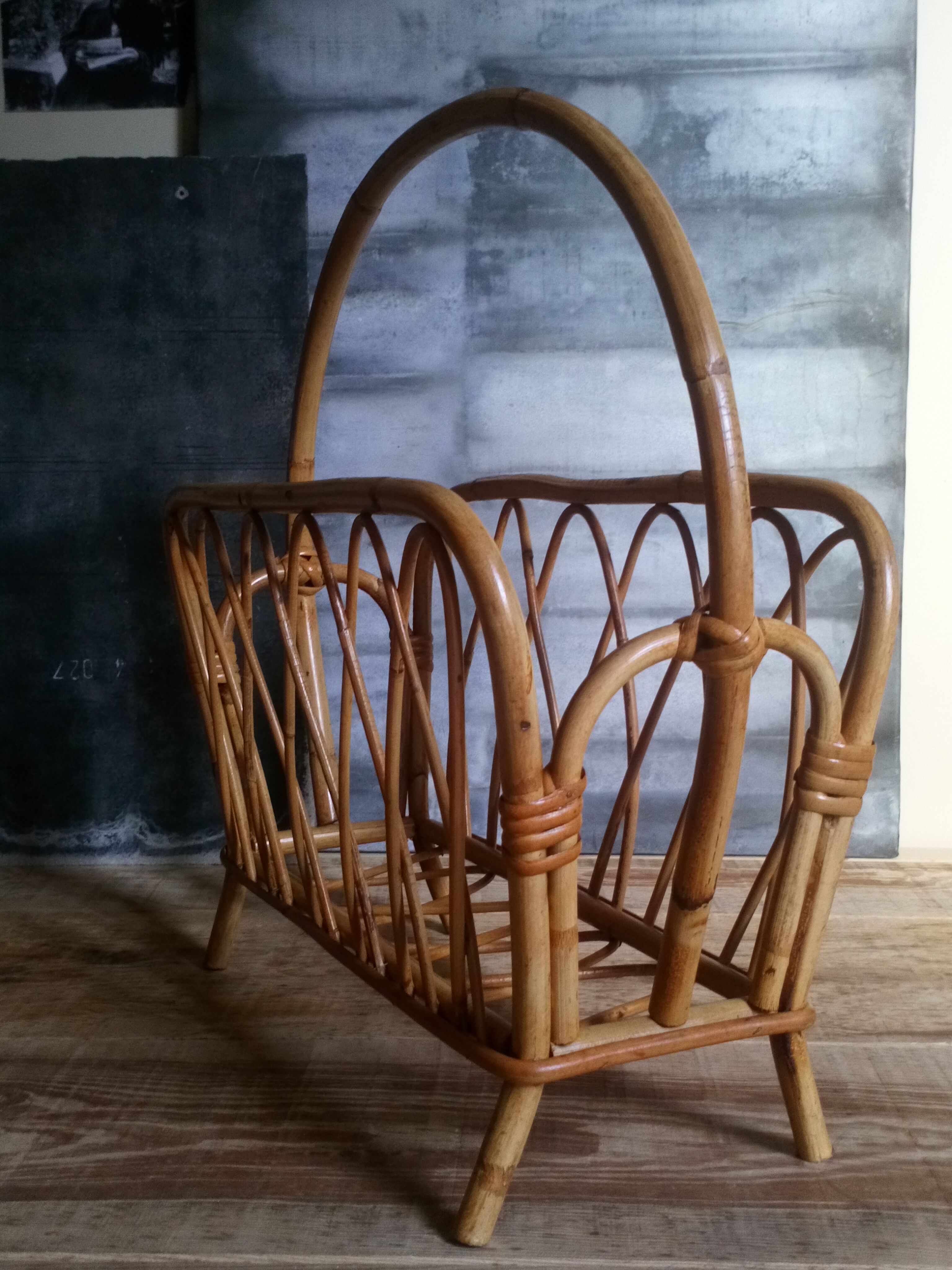 Rattan magazine holder 50s