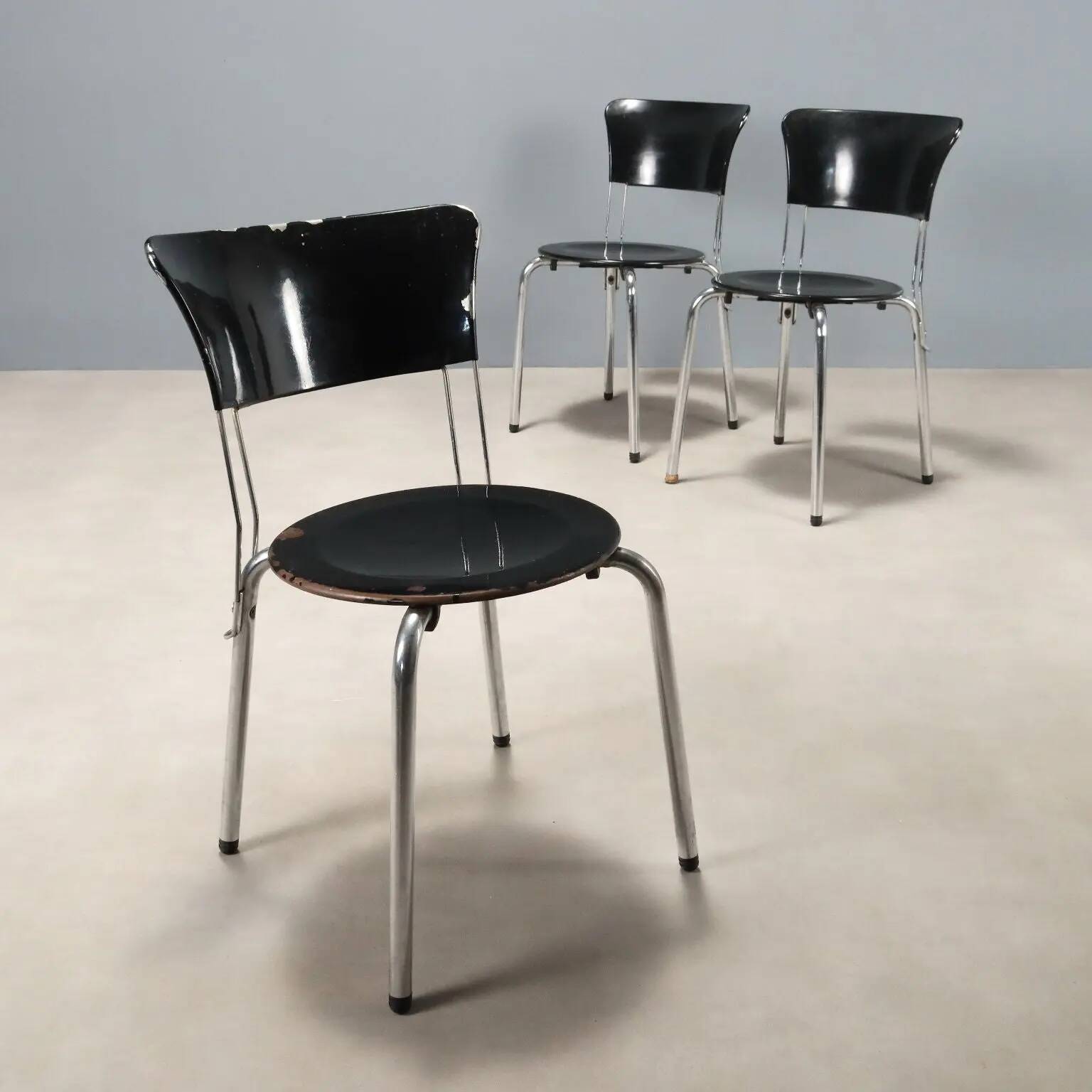 Ibisco chairs by Molteni & Consonni, vintage design by Giuseppe Raimondi.