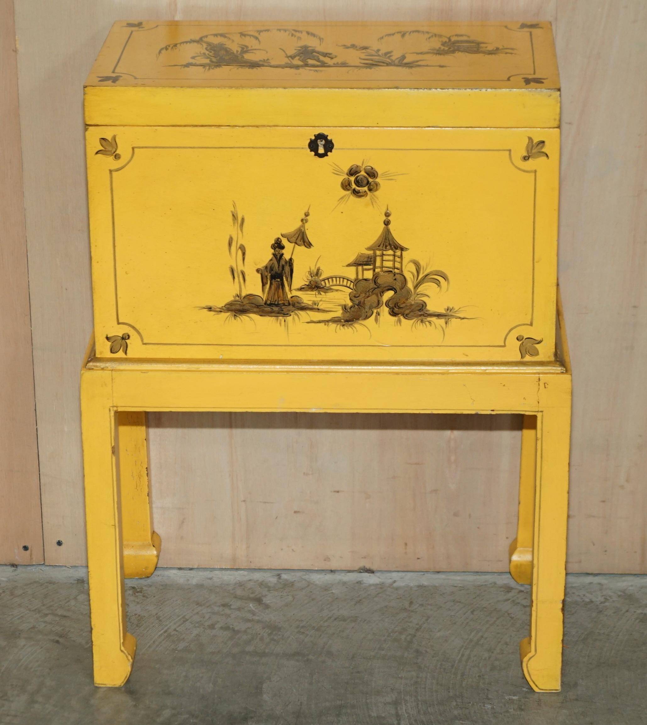 Antique Japanese commode hand-painted and lacquered.