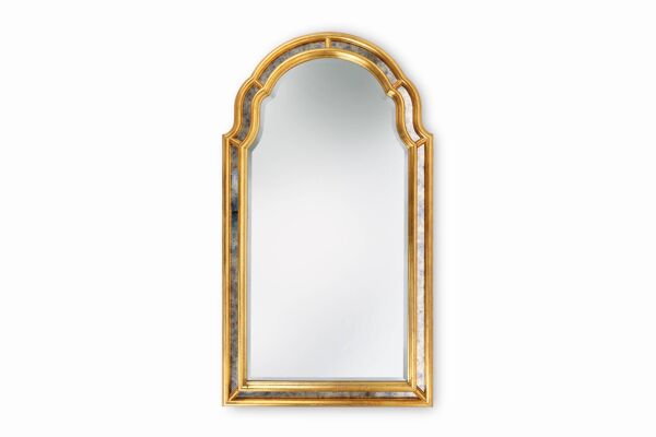Miroir français de style Louis Philippe en bois doré décoré de verre miroir fumé