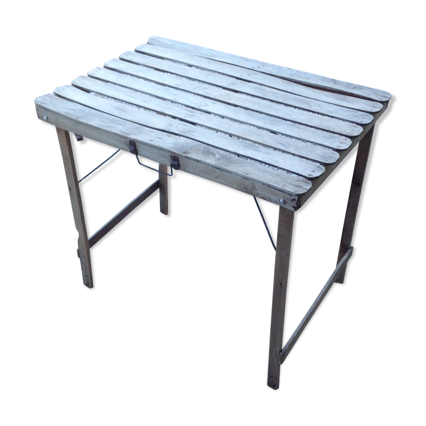 Wooden folding table
