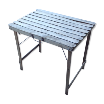 Wooden folding table
