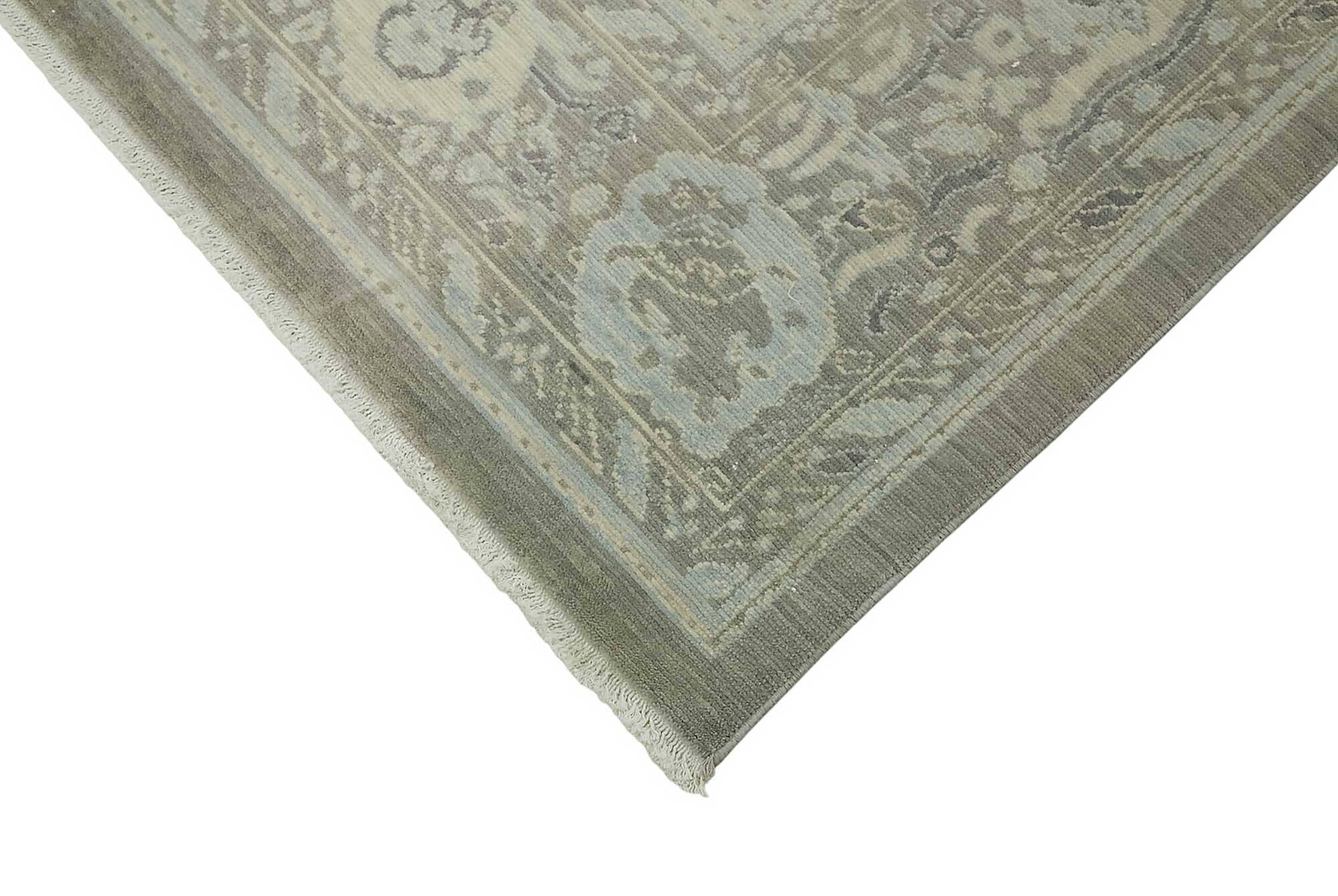 Turkish Handcrafted Loom Oushak Rug 294 cm x 373 cm
