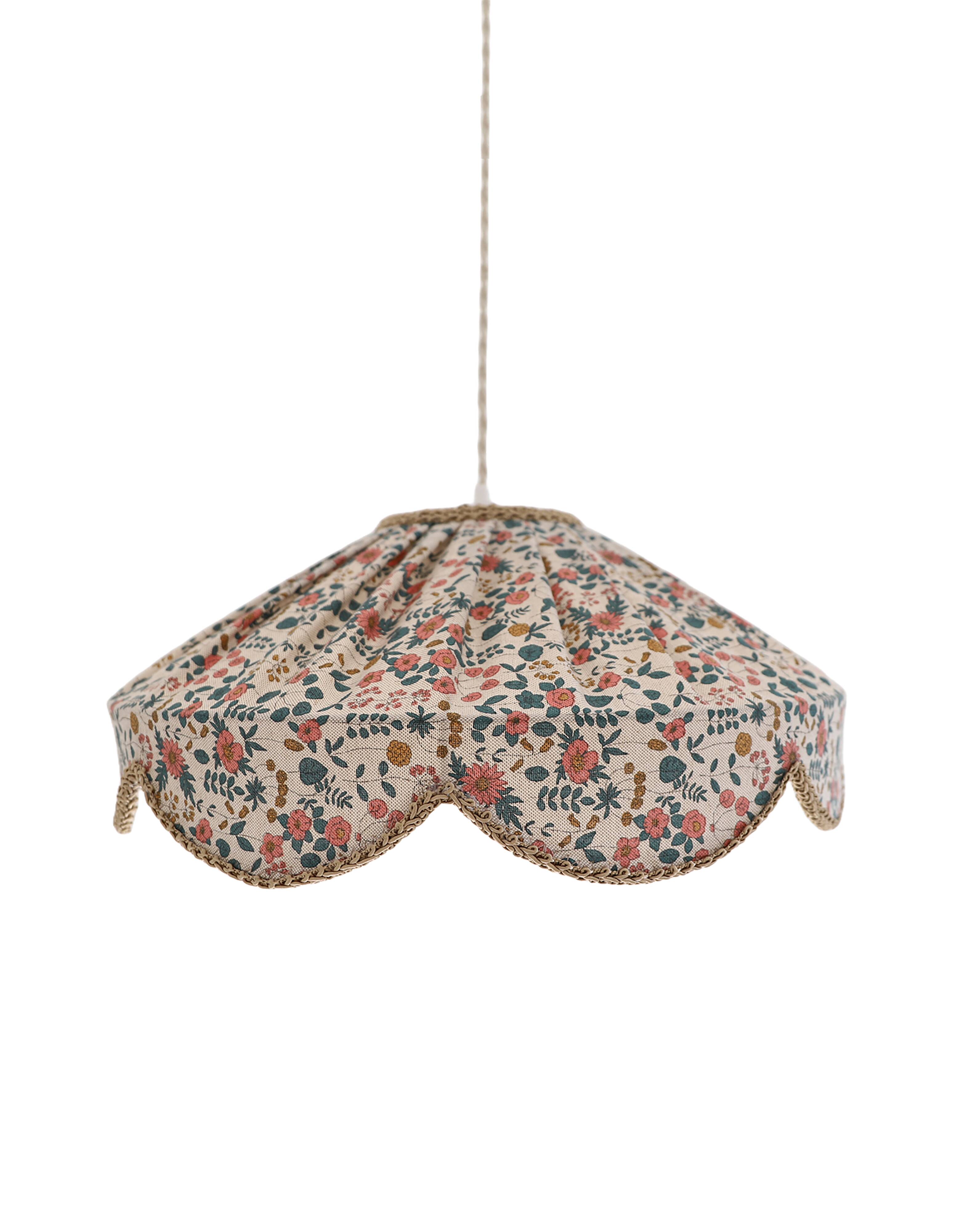"Cosette English Garden" flower-shaped pendant light