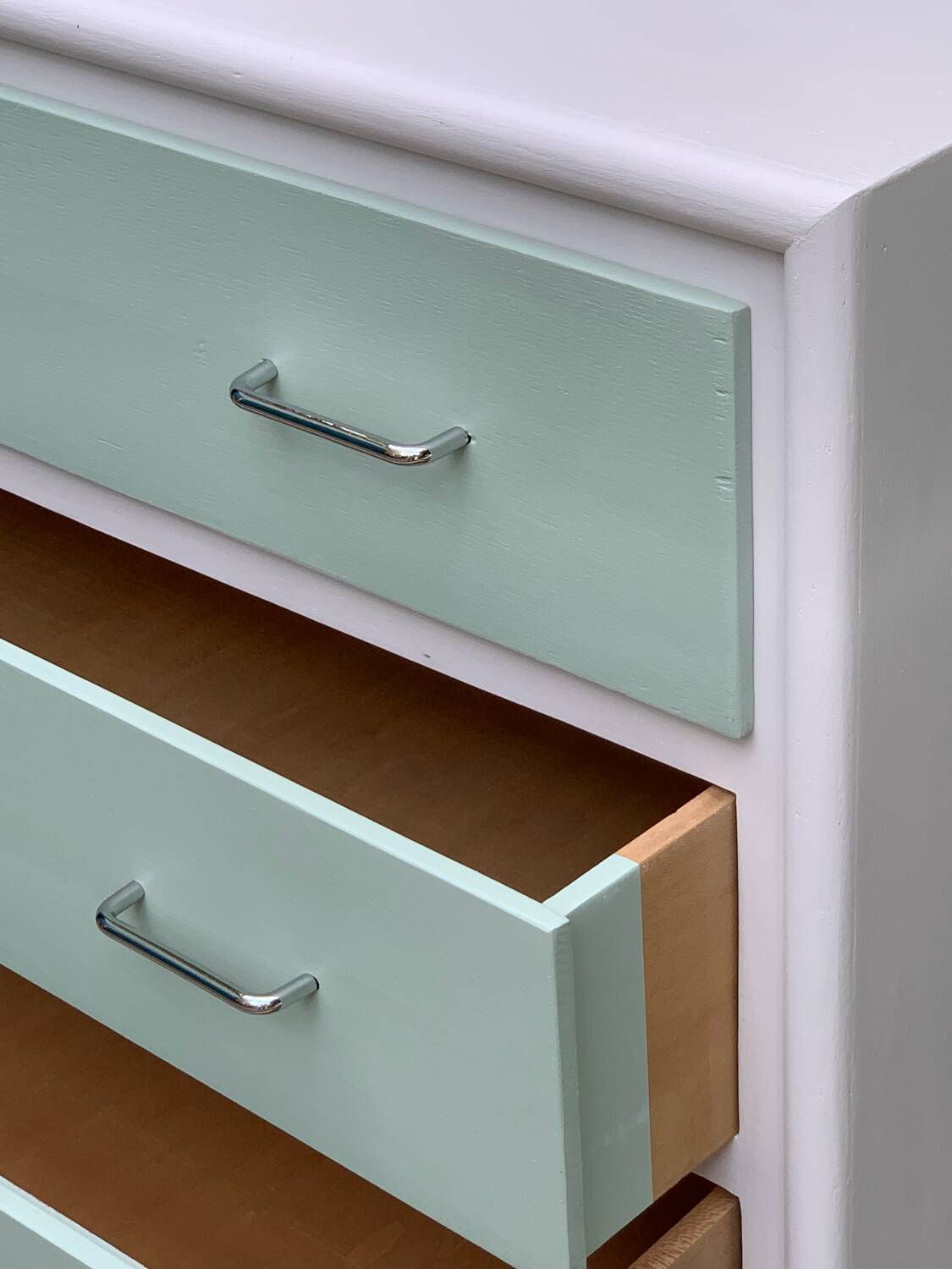 Vintage 1950s compass foot chest of drawers