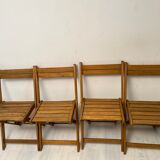 4 foldable chairs in vintage wood