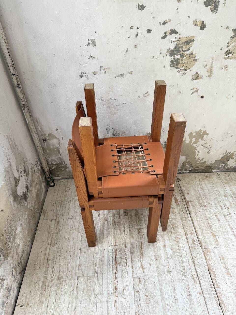 Paire de chaises Pierre Chapo S11