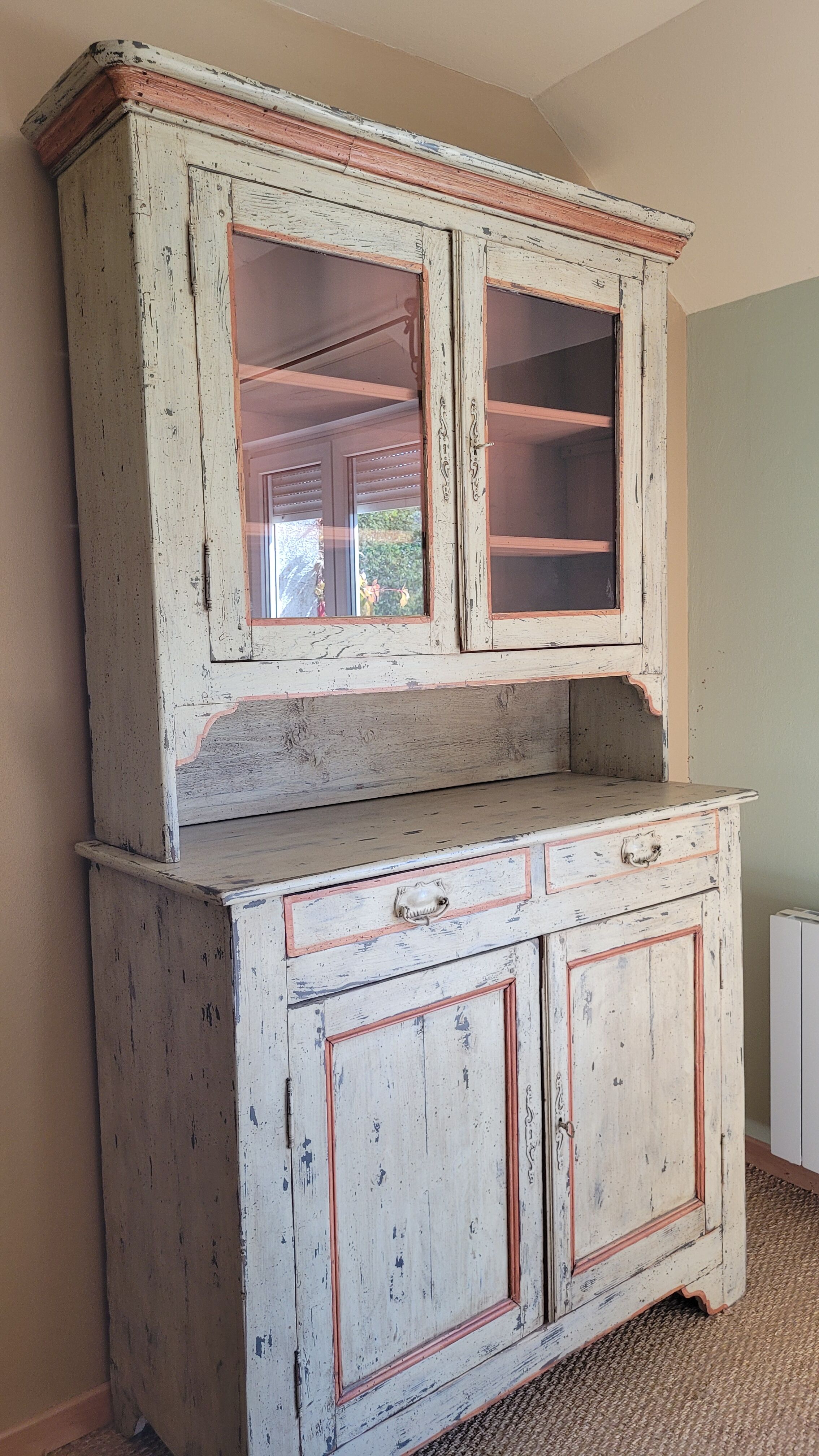 Vaisselier en bois vintage