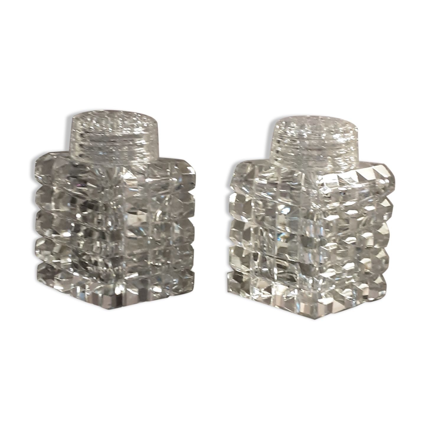 Cut crystal pepper salt shaker - vintage