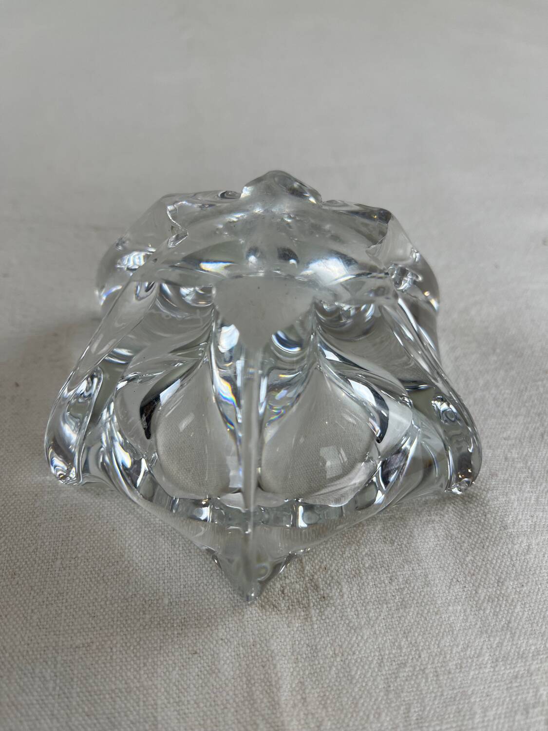 Star-shaped Daum tray