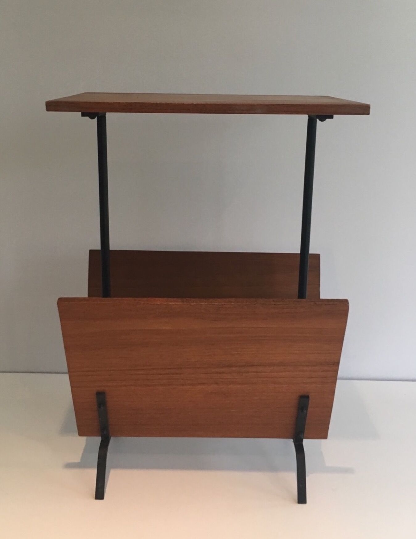 Black lacquered wood and metal magazine rack France 1950