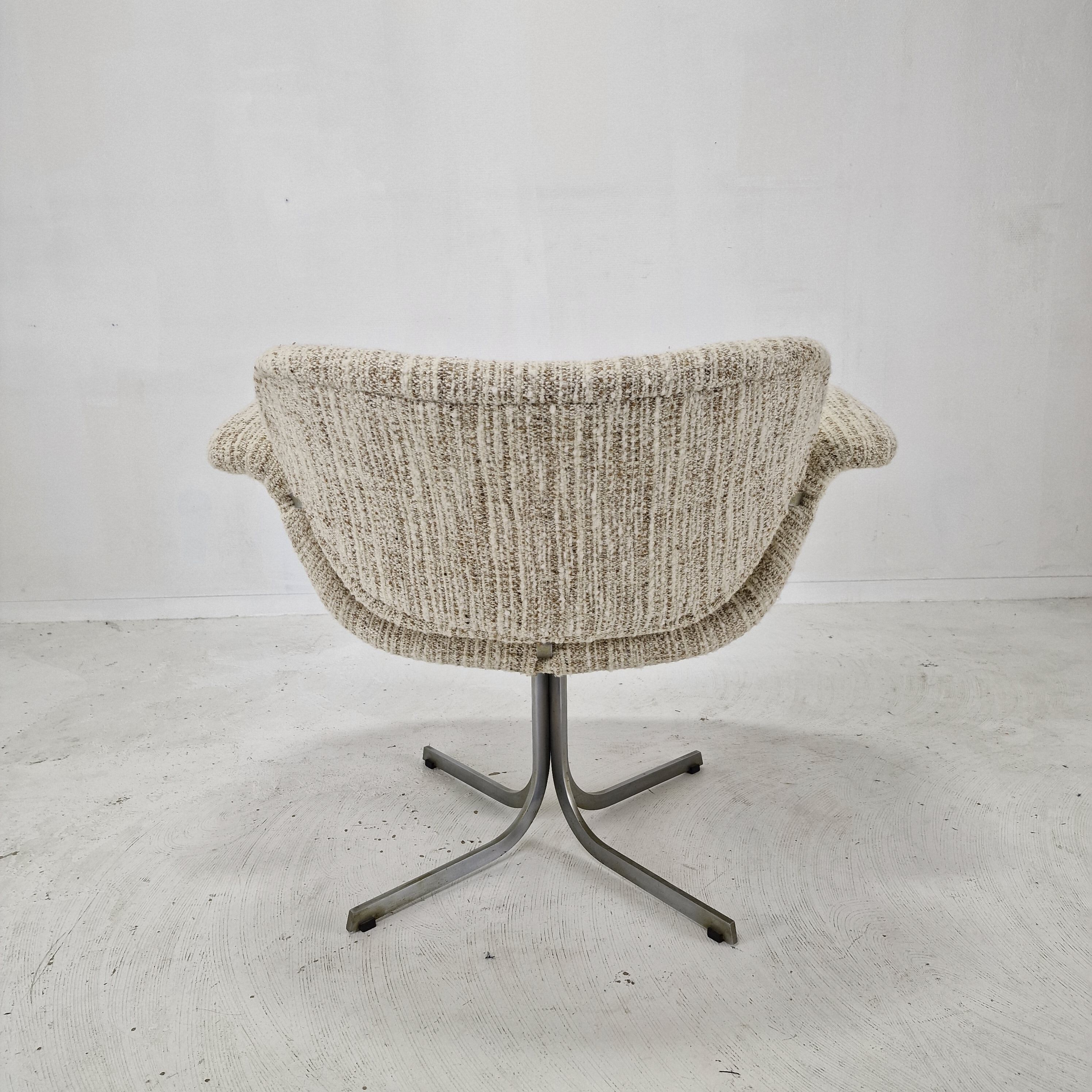 Large set of Tulip chairs by Pierre Paulin for Artifort, 1960s.