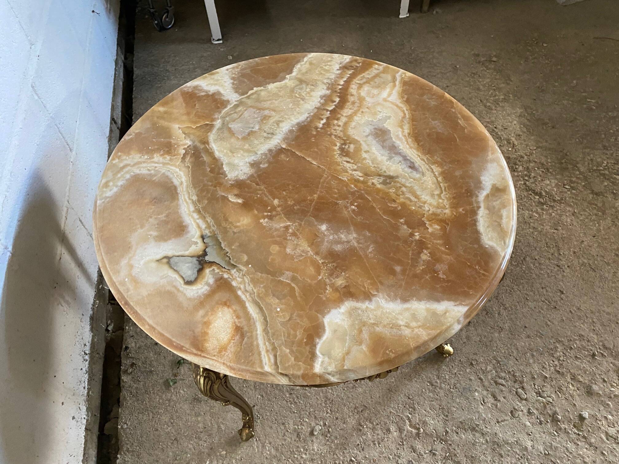 Vintage 1950s round onyx coffee table with brass base